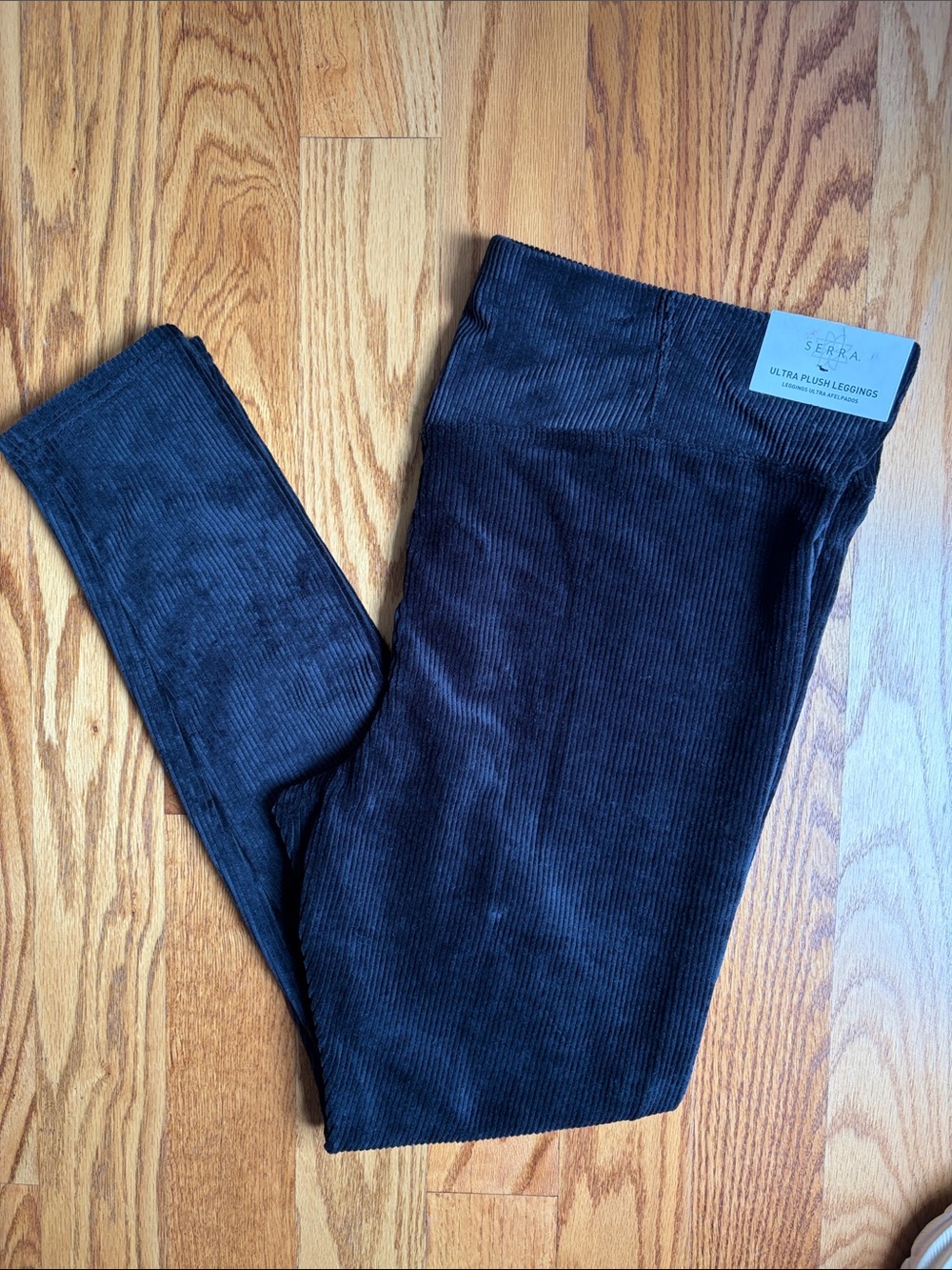 NWT Serra Ultra Plush Jeggings in Black. Size: XL 16-18